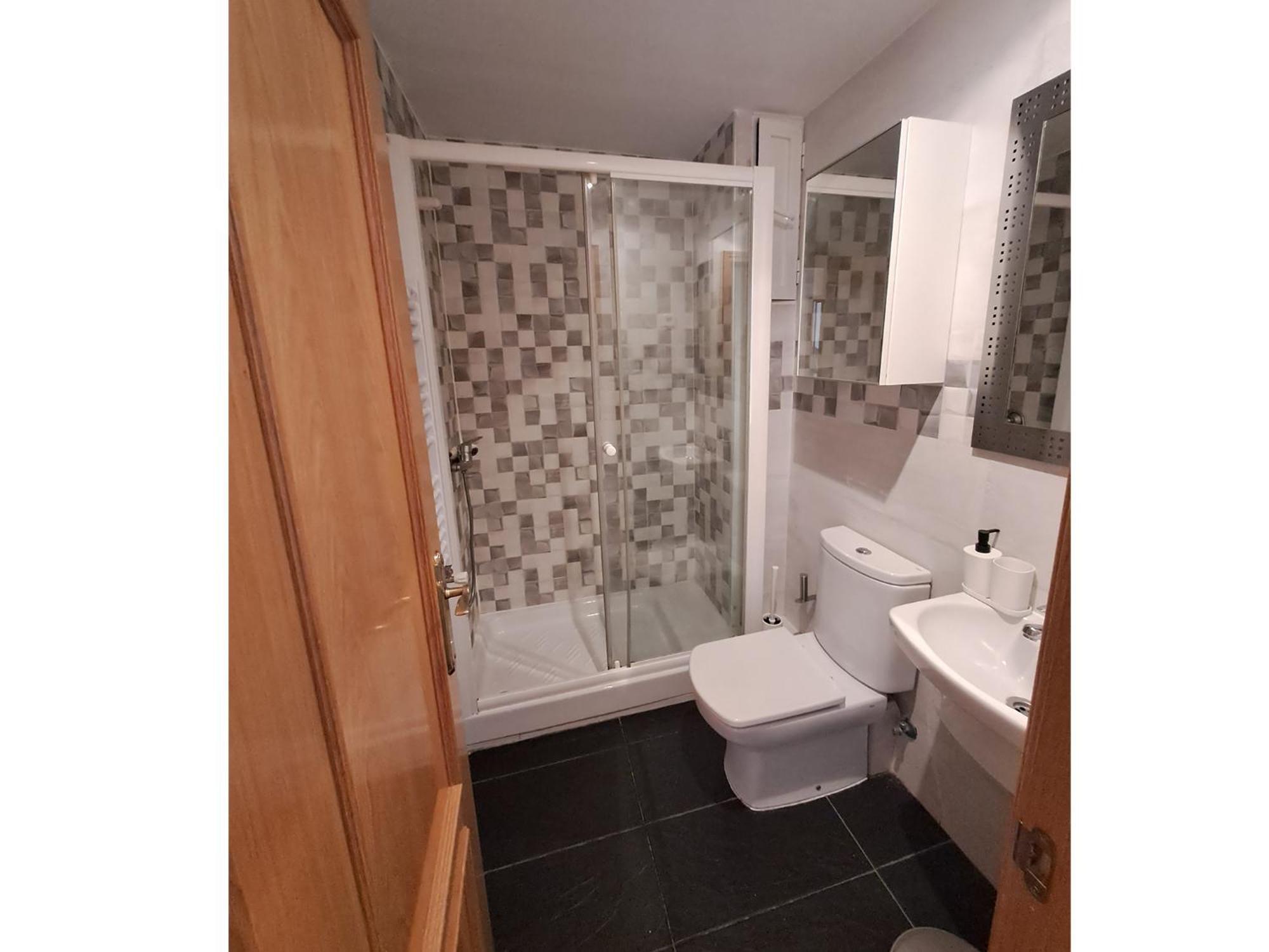 In - Private For Rent In Calle De San Bernabe